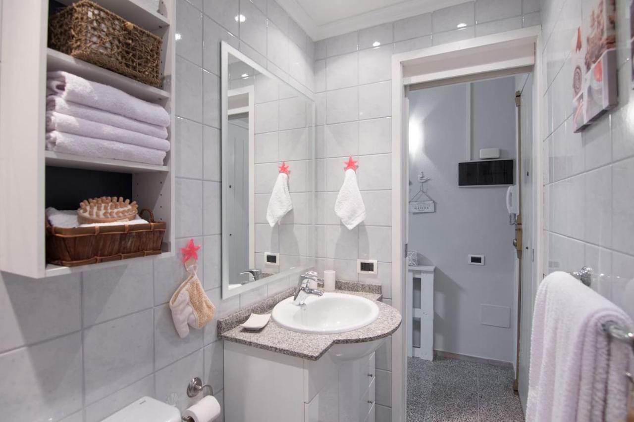 Homeforguest Canteras Loft, 10 Steps To The Beach Лас Палмас де Гран Канария Екстериор снимка